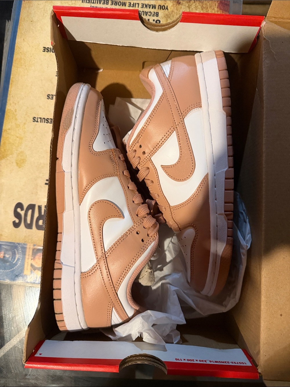 Nike Low-Top Sneakers in White/rose whisper good condition worn twice!